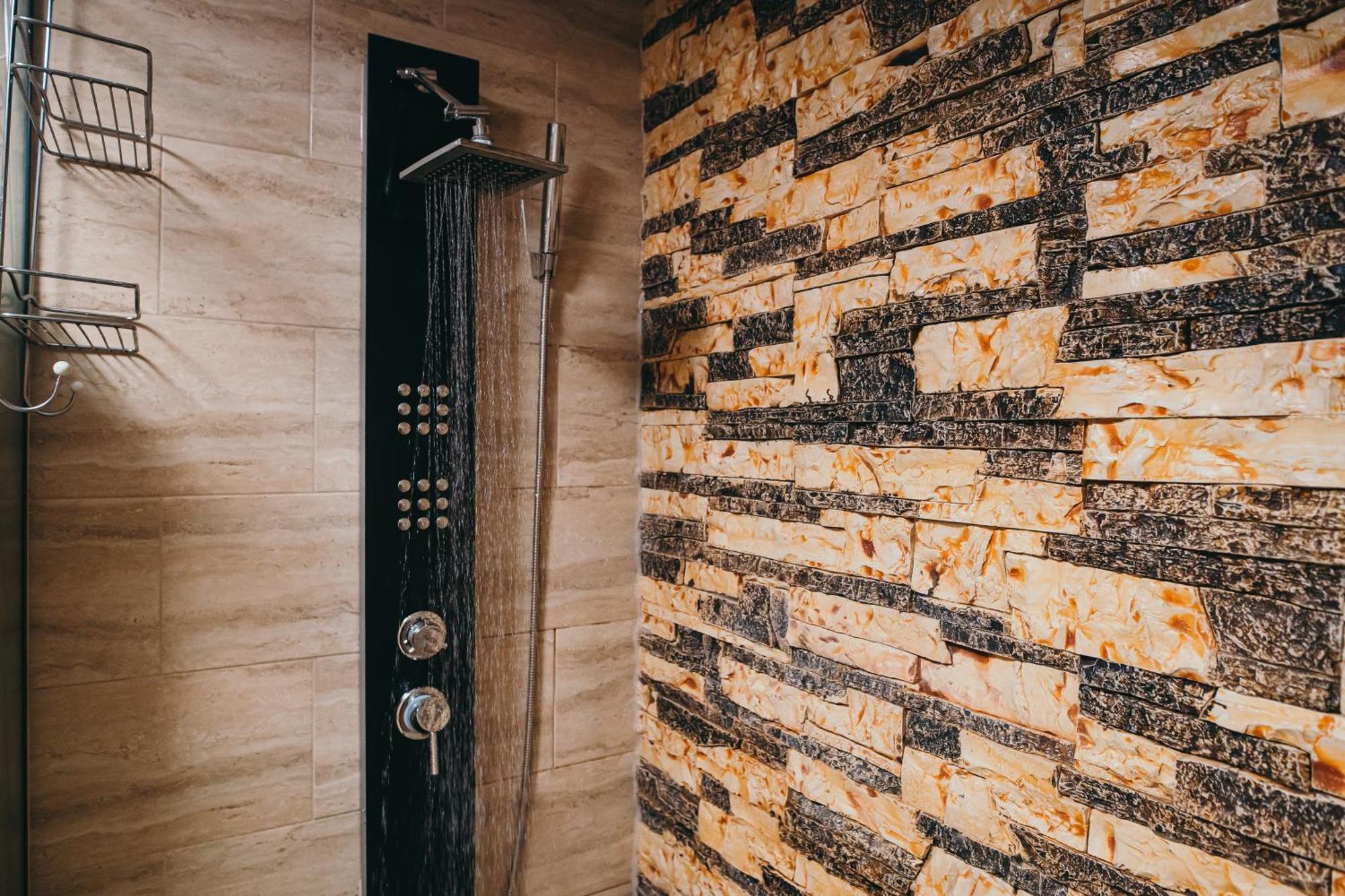 Insomnia Studio دروبيتا تورنو سيفيرين المظهر الخارجي الصورة